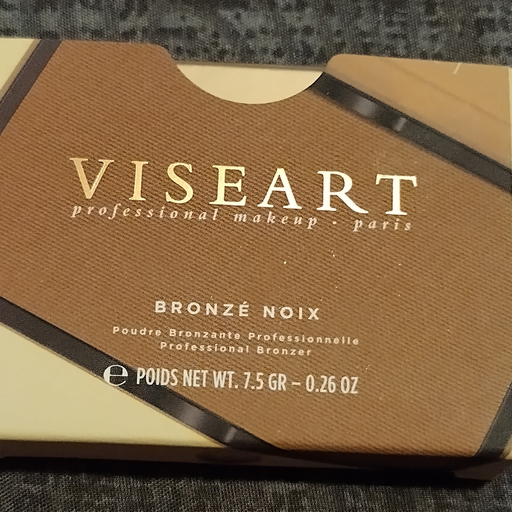 Bronzer